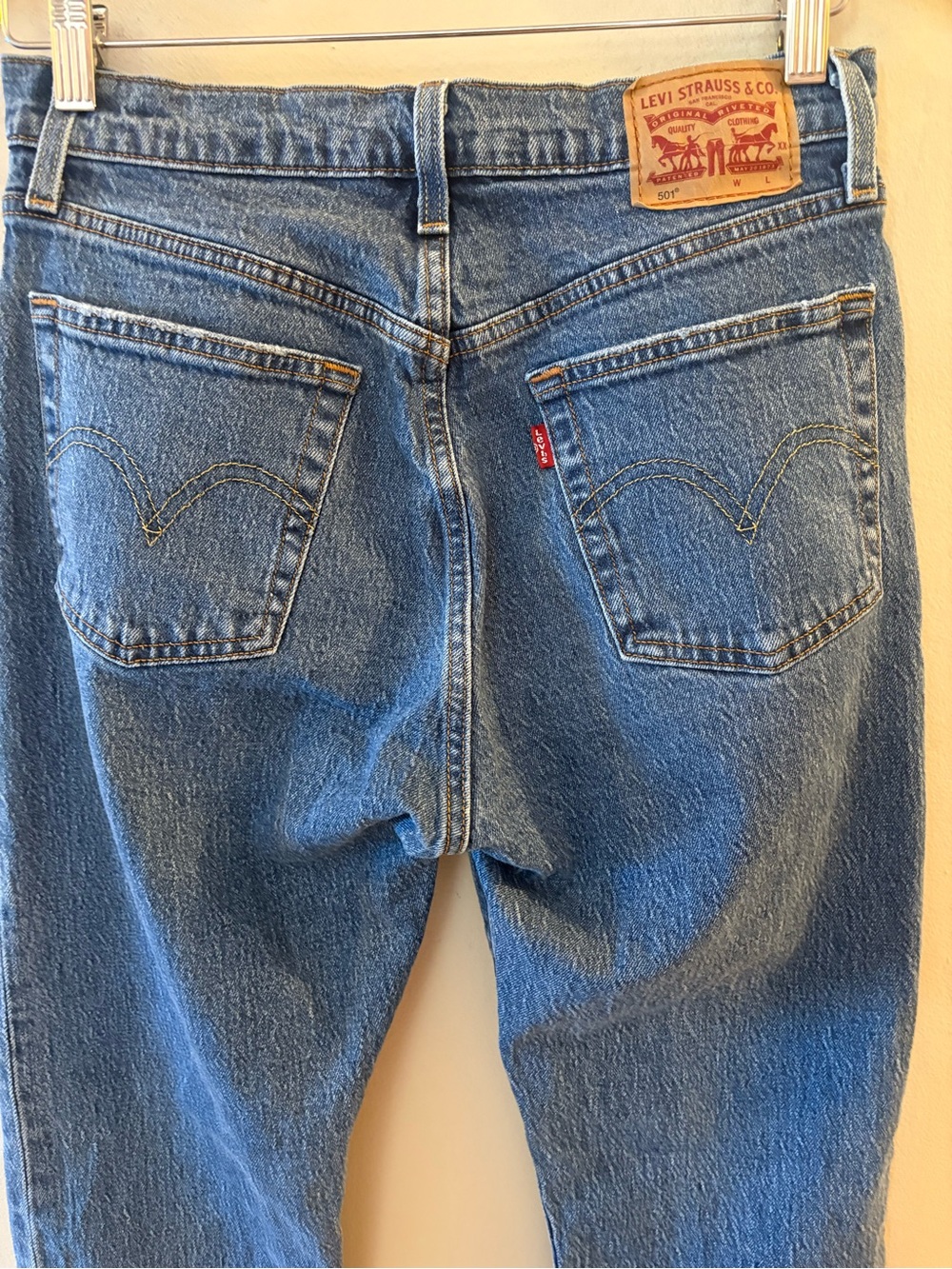 Levi's 501 Straight Leg High Rise Jeans women’s size 27 x 32.